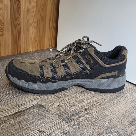 Skechers Sport Men's Outland Thrill Seeker Sneaker Lace Up Walking Shoe Size 9.5 - Picture 3 of 10